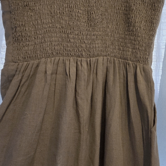 Elegant Khaki Women's Jumpsuit - Picture 5 of 7